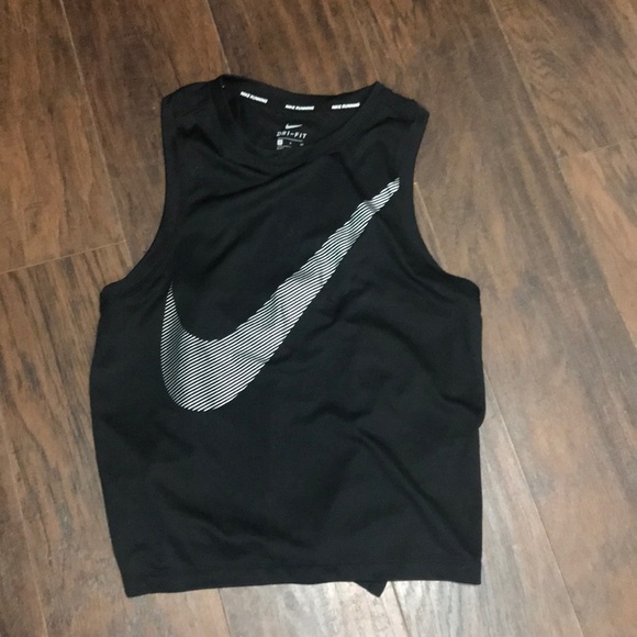 Nike Tops - Nike top